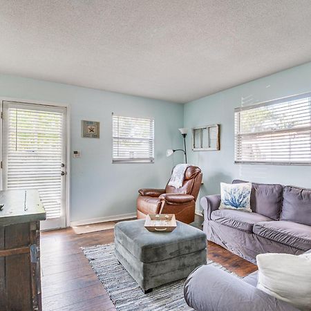 Cape Canaveral Cottage With Hot Tub Walk To Beach 外观 照片