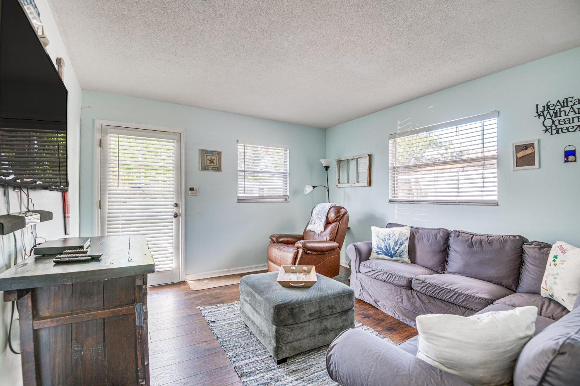 Cape Canaveral Cottage With Hot Tub Walk To Beach 外观 照片